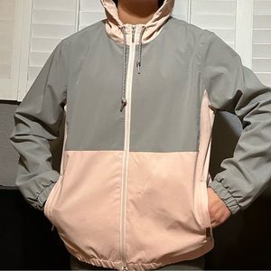 Voyager rain jacket